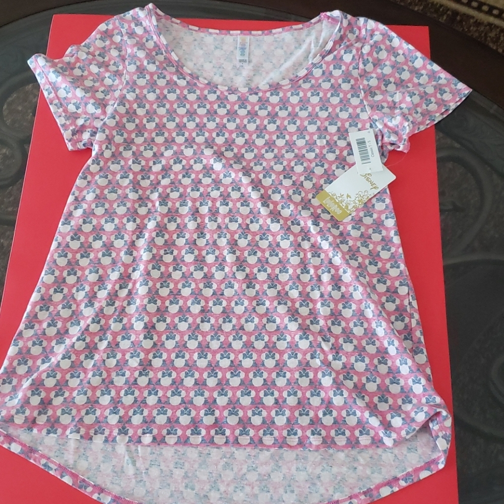 Minnie Mouse short sleeve top t shirt size Small